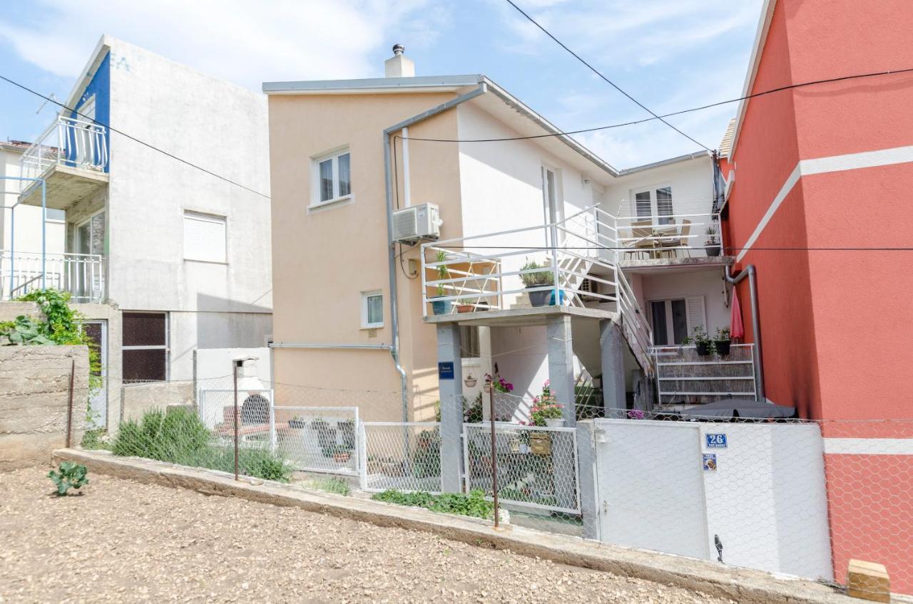 Apartments Dasa Primošten Exterior foto